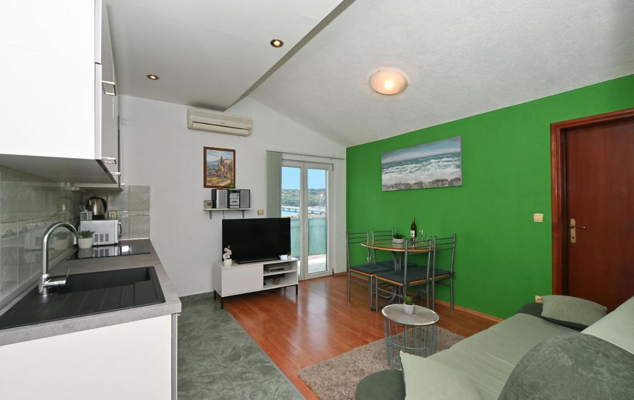 Apartments Marija Трогир Екстериор снимка