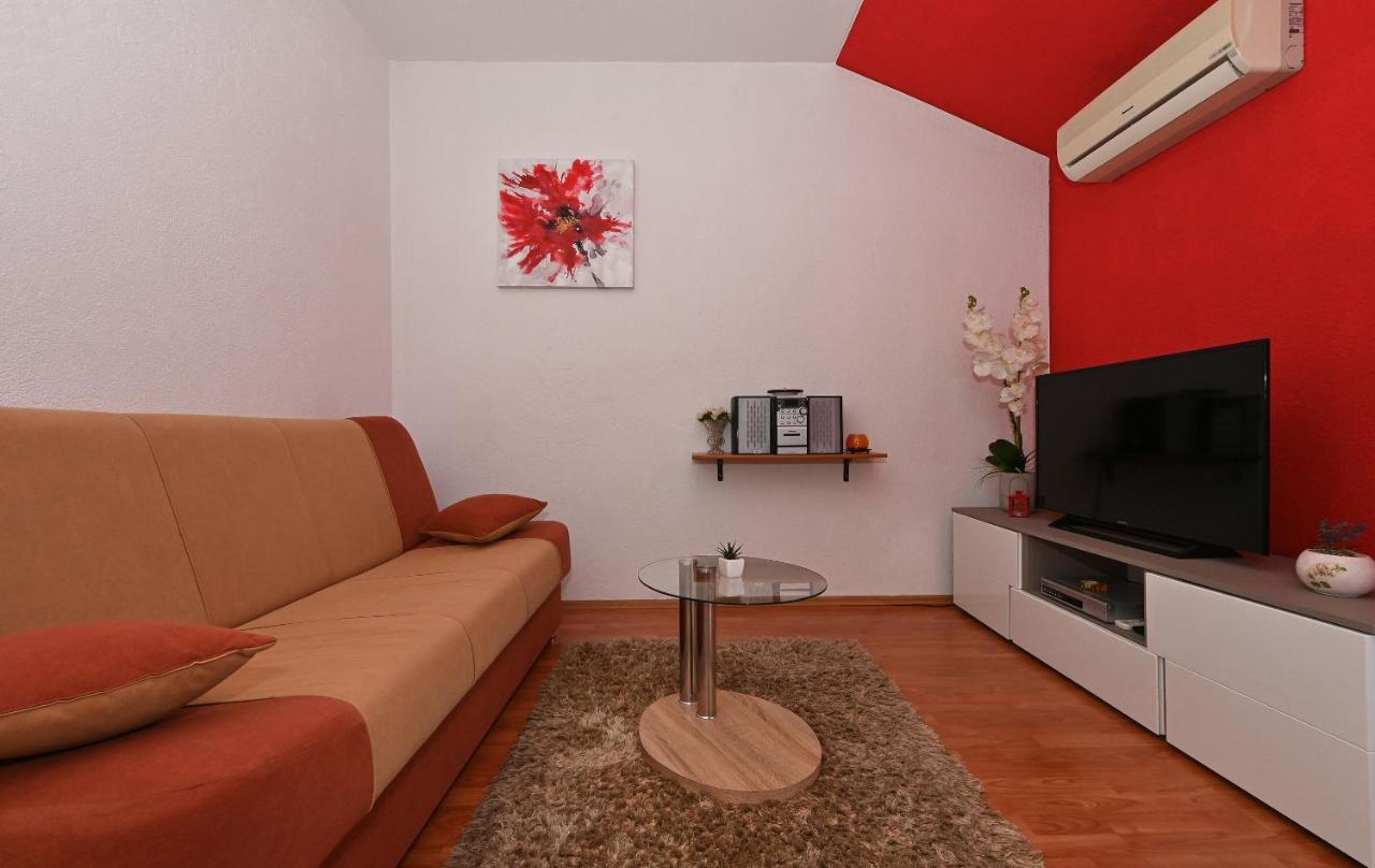 Apartments Marija Трогир Екстериор снимка