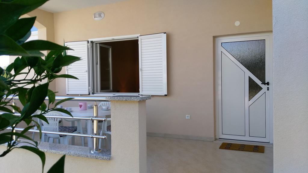 Apartments Marija Трогир Екстериор снимка