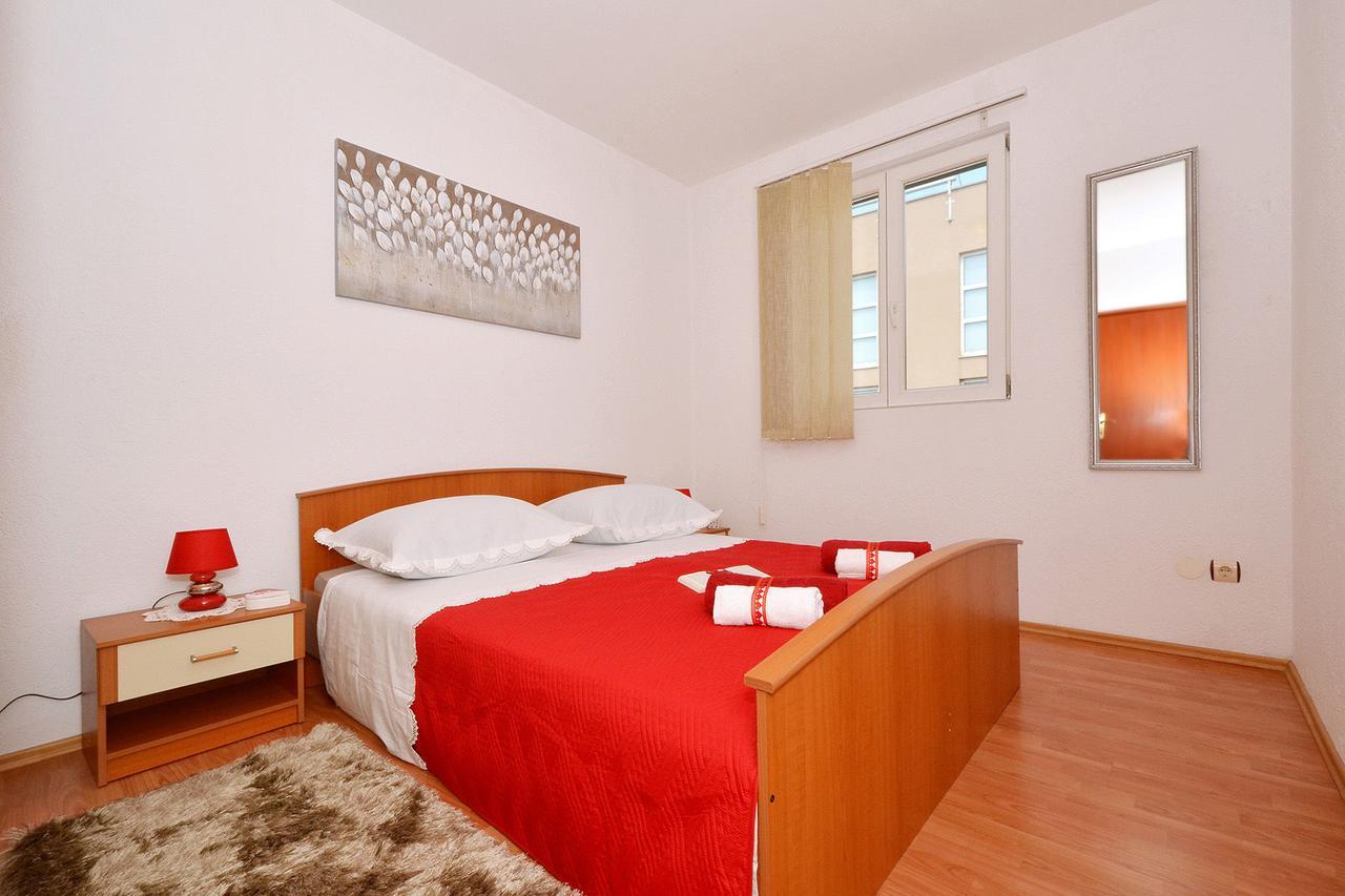 Apartments Marija Трогир Екстериор снимка