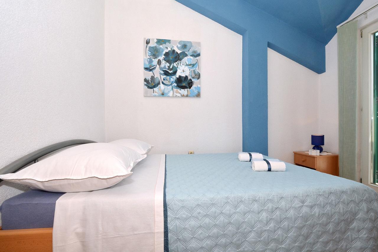 Apartments Marija Трогир Екстериор снимка