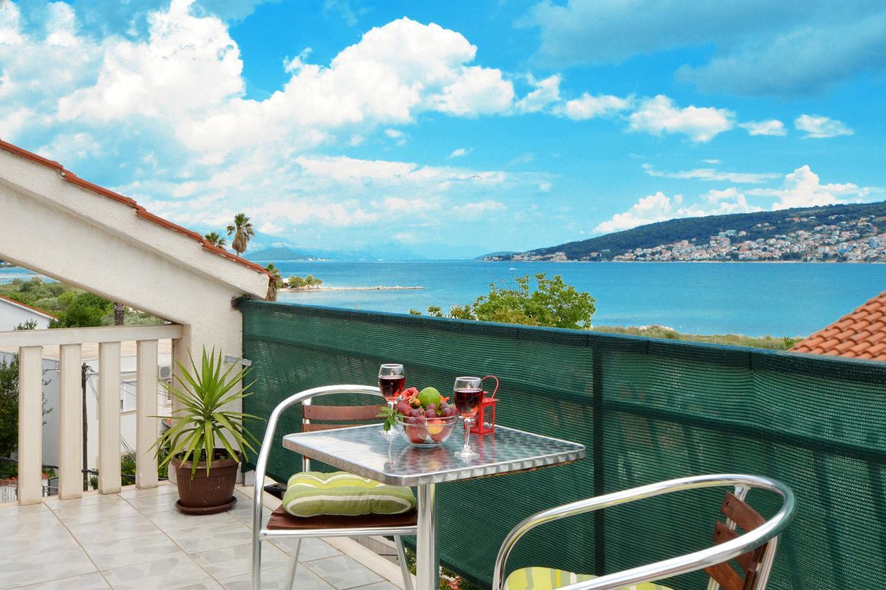 Apartments Marija Трогир Екстериор снимка