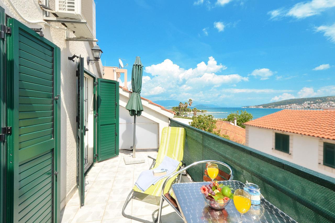 Apartments Marija Трогир Екстериор снимка