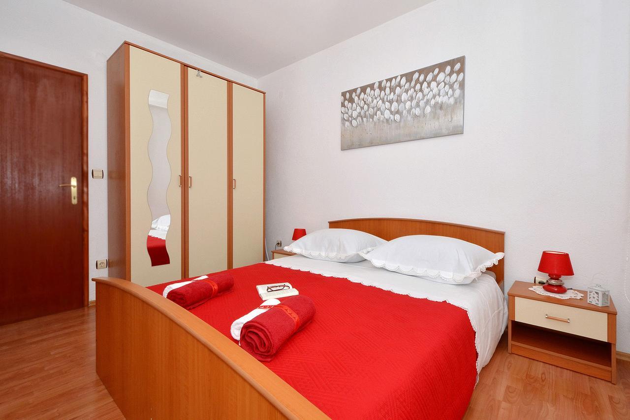 Apartments Marija Трогир Екстериор снимка